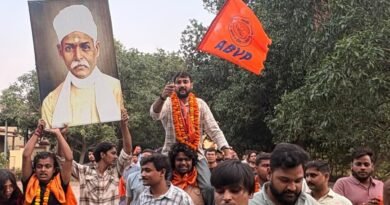 BHU Students’ 18-Day Sit-In Ends After Administration Accepts Demands
